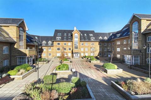 2 bedroom apartment for sale, Station Road, Stewart Place Station Road, SG12