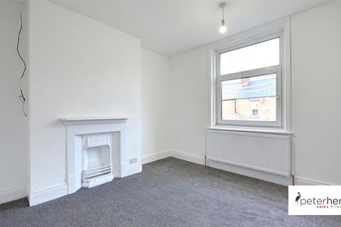 39 Warwick Terrace, Sunderland, SR3 1BP
