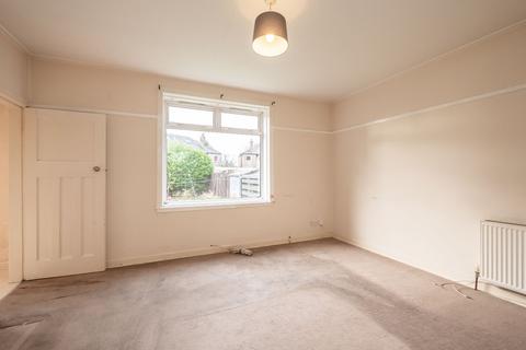 5 Broomlea Crescent, Edinburgh, EH12 7NR