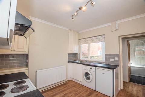 2 bedroom terraced house to rent, Kensington Street, York