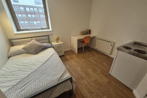 Studio to rent, ALL BILLS INCLUDED! (exc council tax)