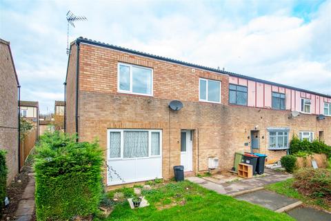 3 bedroom end of terrace house to rent, Aldermead, Stacey Bushes, Milton Keynes