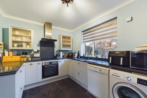 22 Stonecross Road, Whitby, YO21 3LT