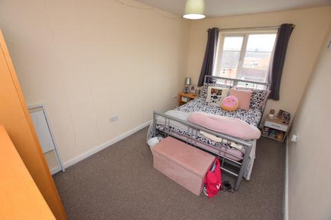 6 bedroom semi-detached house to rent, West Cotton Close, Northampton NN4