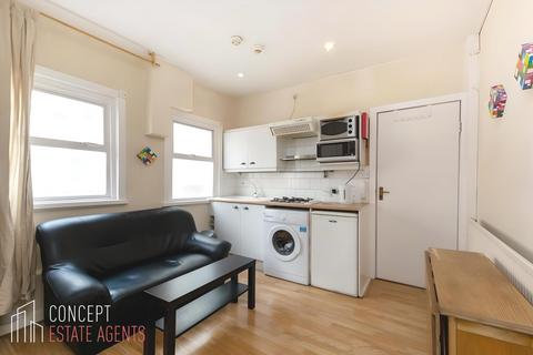 1 bedroom apartment to rent, Cathles Road, Clapham, SW12