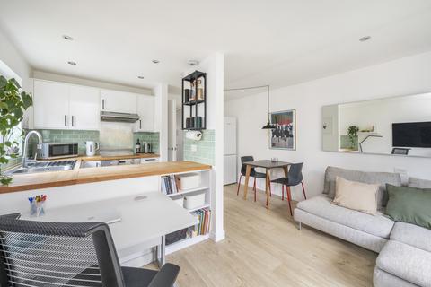 36 Henley Drive, London, SE1 3AP