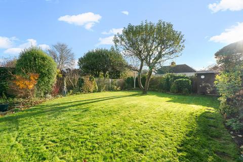 37 Cavendish Drive, Claygate, Esher, KT10 0QE