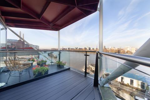 3 bedroom flat for sale, Riverlight Quay, London