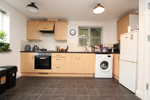 2 bedroom apartment for sale, Isabelle Court, Kettering NN16