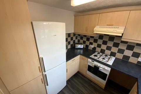 2 bedroom terraced house to rent, Astcote Court, Kirk Sandall, Doncaster