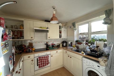 2 bedroom semi-detached house to rent, Joyce Close, Cranbrook, Kent, TN17 3LZ