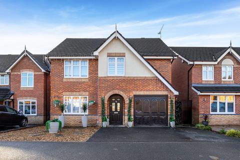 4 bedroom detached house for sale, Stuart Close, Platt Bridge, WN2