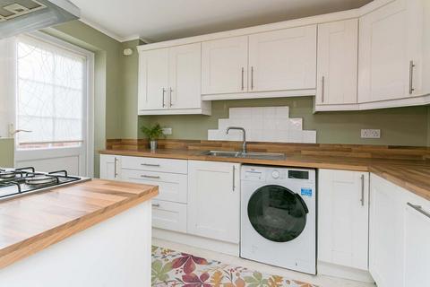 73 Cranbrook Drive, Maidenhead, SL6 6SR