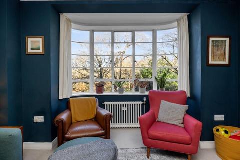 2 bedroom flat for sale, Furze Hill, Hove