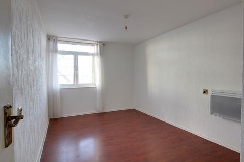 2 bedroom flat to rent, 96 Wiltshire House Lavender Street, Brighton