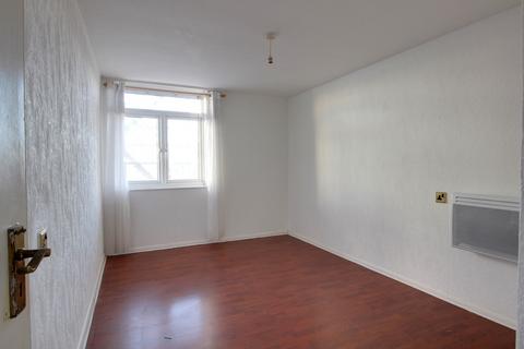 2 bedroom flat to rent, Wiltshire House Lavender Street, Brighton, East Sussex, BN2