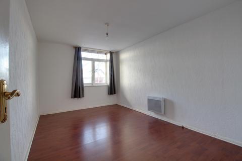 2 bedroom flat to rent, Wiltshire House Lavender Street, Brighton, East Sussex, BN2