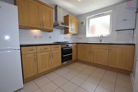 2 bedroom flat to rent, Gloucester Road, Barnet