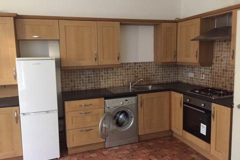 2 bedroom flat to rent, 4 Manygates Park, Wakefield, WF1