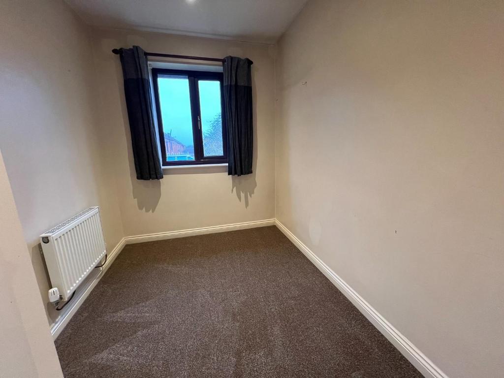 Bedroom 3.JPG