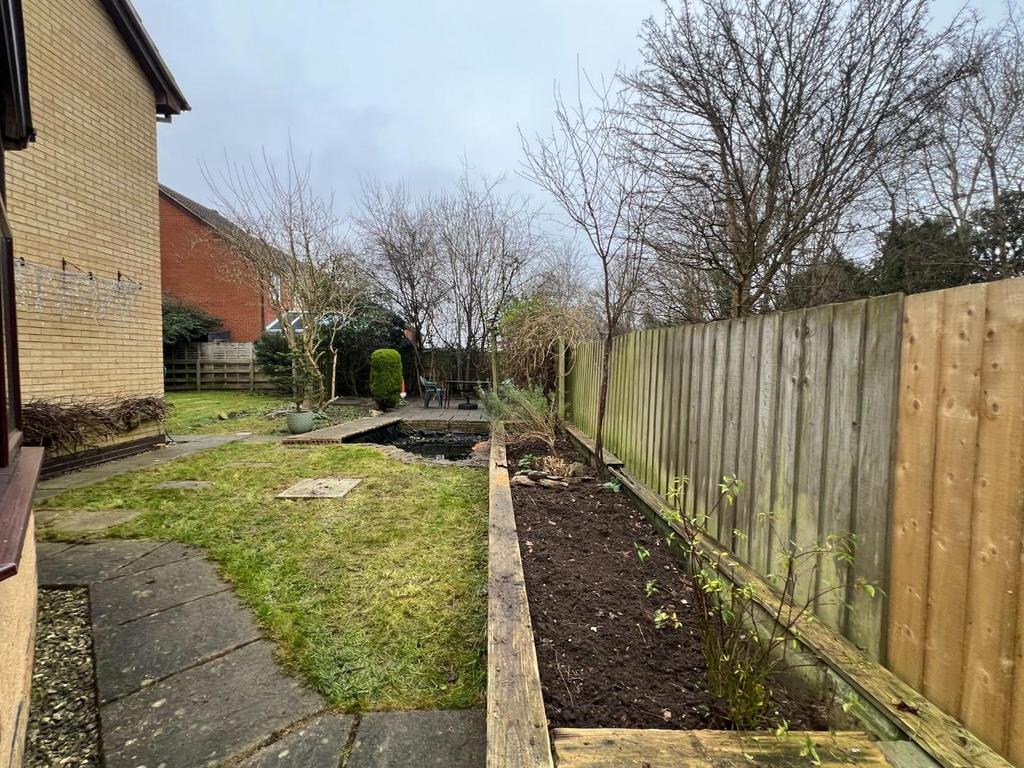 Garden sideback.JPG