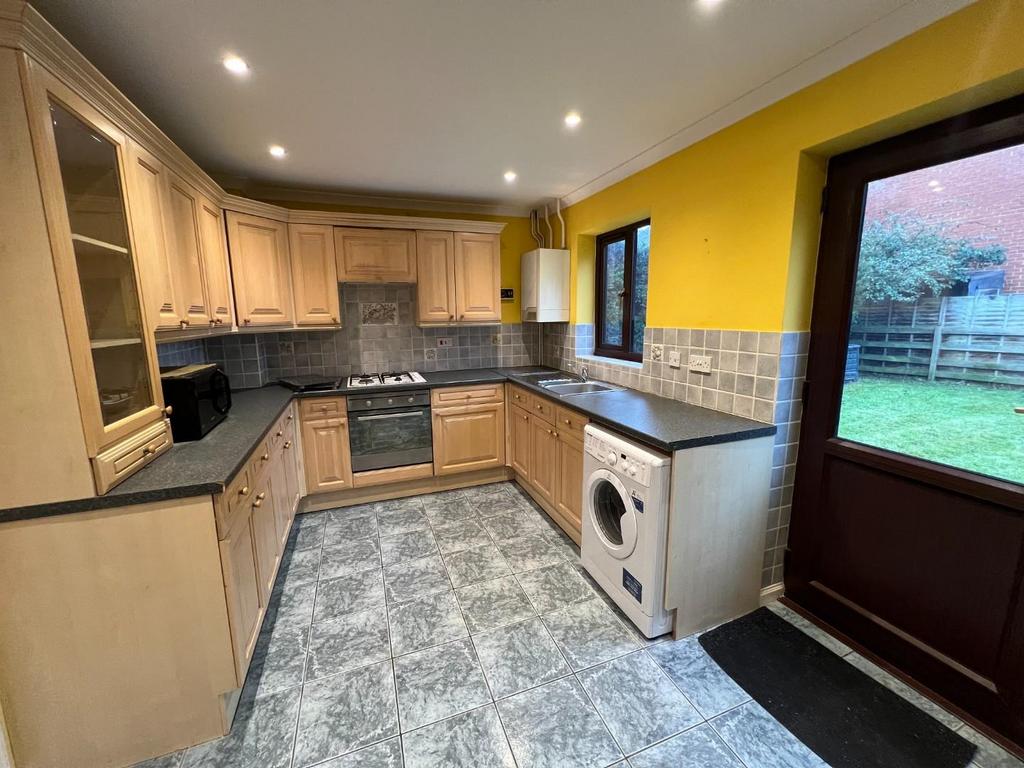 Kitchen.JPG