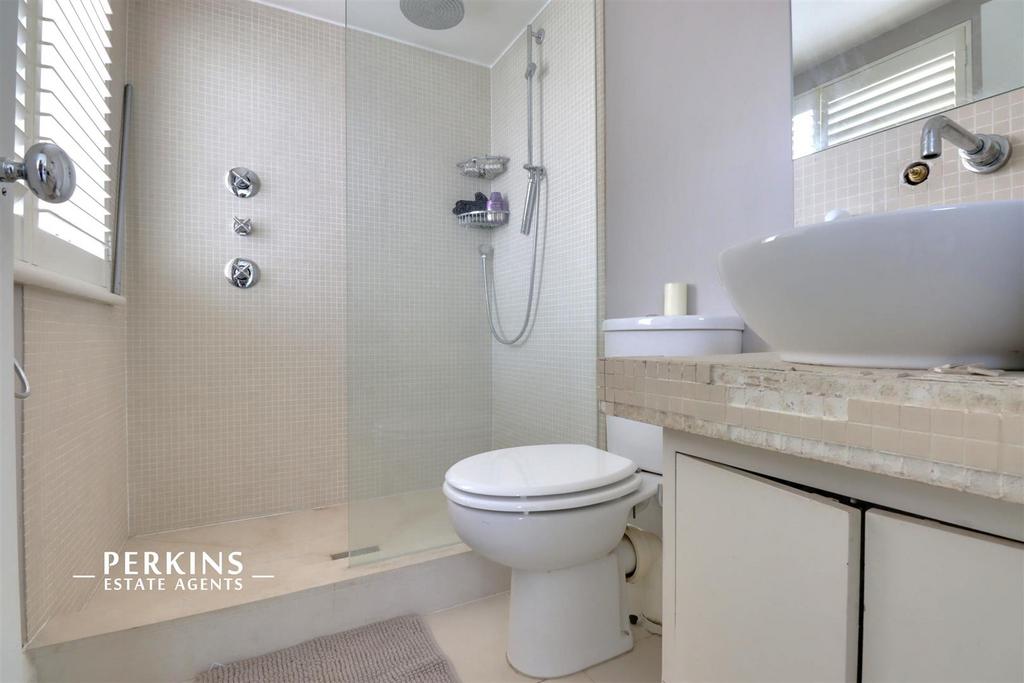 ENSUITE .jpg