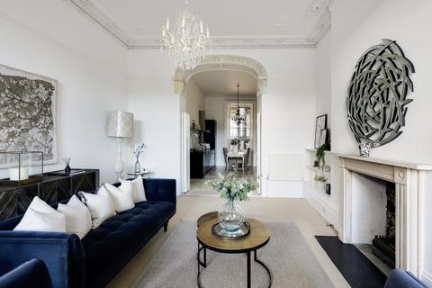Hall Floor Flat, 13 Vyvyan Terrace, Bristol, BS8 3DG