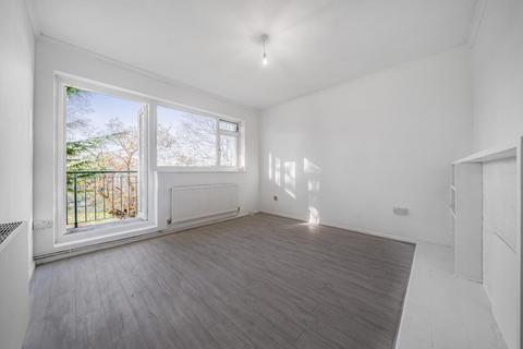 1 bedroom flat for sale, Smithwood Close, Southfields