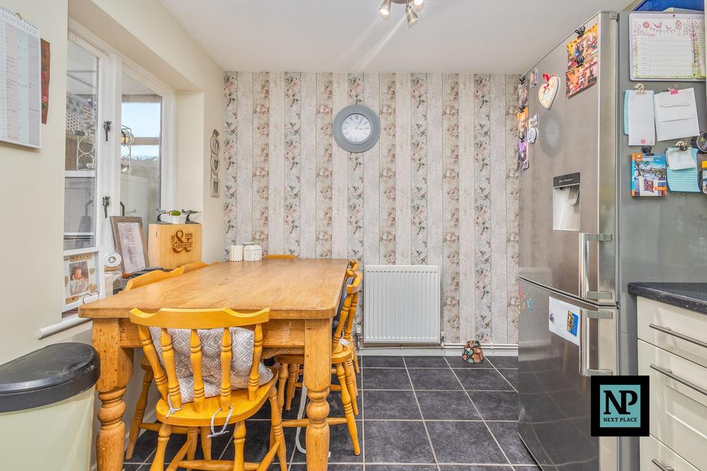 Kitchen / Dining Room