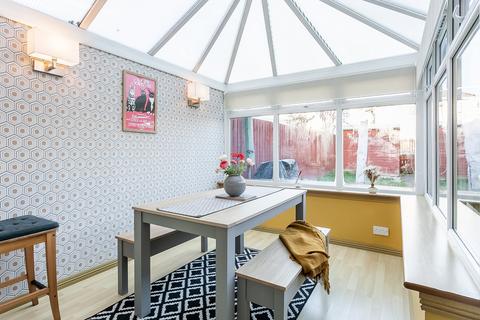 31 Alloway Drive, Kirkcaldy, KY2 6DX