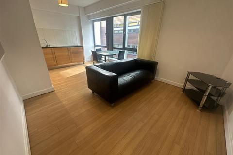 Studio to rent, Agecroft House, Northern Quarter