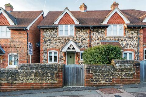 3 bedroom end of terrace house for sale, Tilford Street, Tilford, Farnham, Surrey, GU10