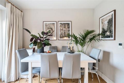 undefined, Tilford Street, Tilford, Farnham, Surrey, GU10