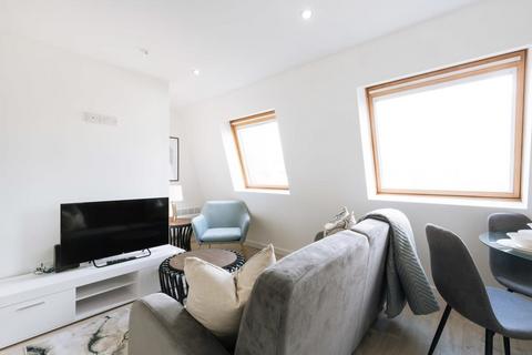 1 bedroom serviced apartment to rent, Cromwell Square, Ipswich IP1