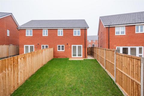 3 bedroom semi-detached house to rent, Portland Fields, Sutton In Ashfield, NG17