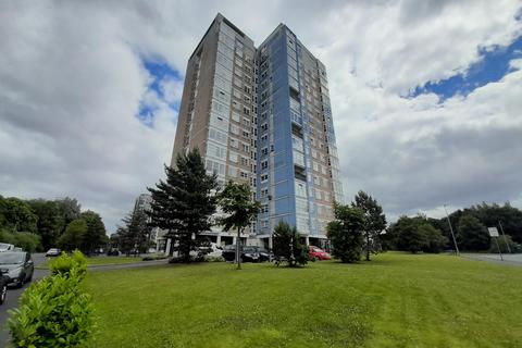 2 bedroom flat to rent, Spindletree Avenue, Manchester M9