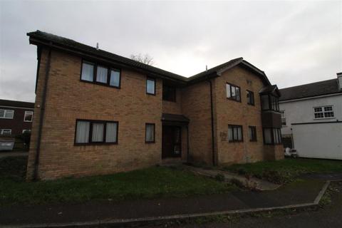 1 bedroom flat to rent, Drakes Court, Dunstable