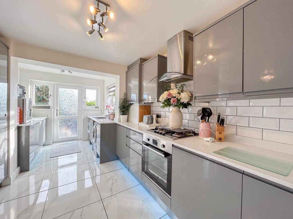 Kitchen/Dinning Room