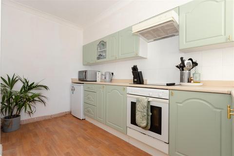 2 bedroom flat for sale, Boundary Road, Worthing