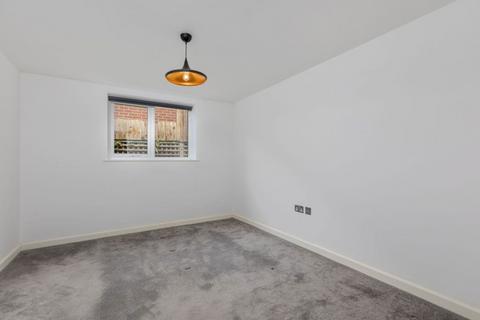 1 bedroom flat to rent, St Johns Hill, Sevenoaks  TN13 3NY