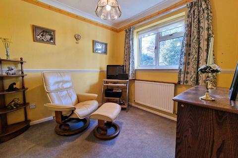 2 bedroom detached bungalow for sale, Farmcote Close, Eastcombe, Stroud