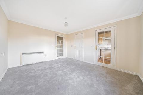 1 bedroom retirement property for sale, Alma Road, Romsey, Hampshire, SO51