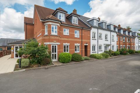 1 bedroom retirement property for sale, Alma Road, Romsey, Hampshire, SO51