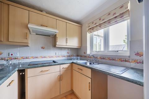 1 bedroom retirement property for sale, Alma Road, Romsey, Hampshire, SO51