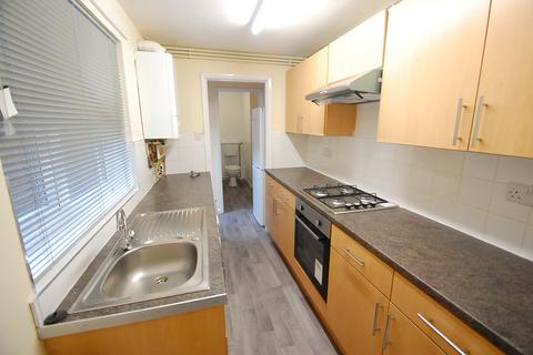 2 bedroom terraced house to rent, Orchard Street, Burton upon Trent DE14