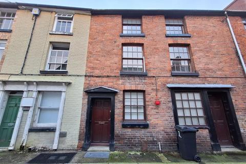 3 bedroom townhouse to rent, Bridge Street, Llanfyllin, Powys