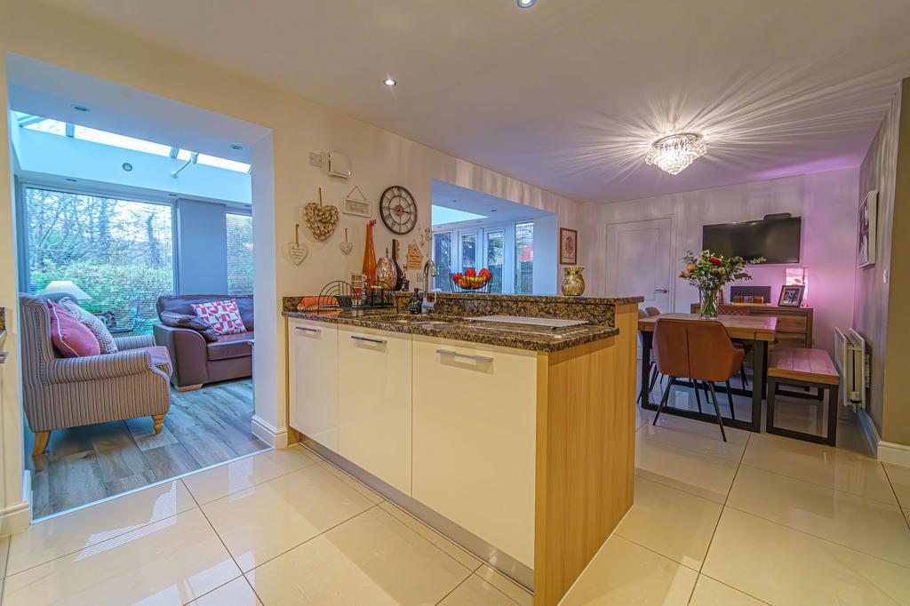 Kitchen dining room