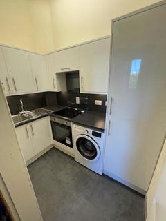 2 bedroom flat to rent, Easter Road, Leith, Edinburgh, EH6