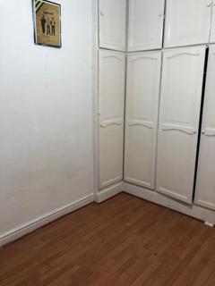 2 bedroom flat to rent, Eccles New Road, Salford M5